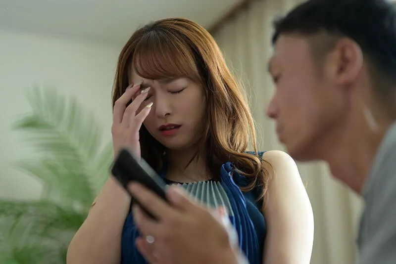 Bà xã sốc khi ông chồng tâm sự về ước muốn nhìn vợ yêu bị người khác địt