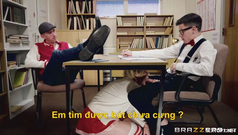 Xxx ghệ tên đầu eny ở trường vietsub